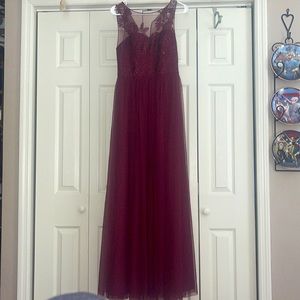 David’s Bridal Sleeveless Embroidered Soft Net Dress